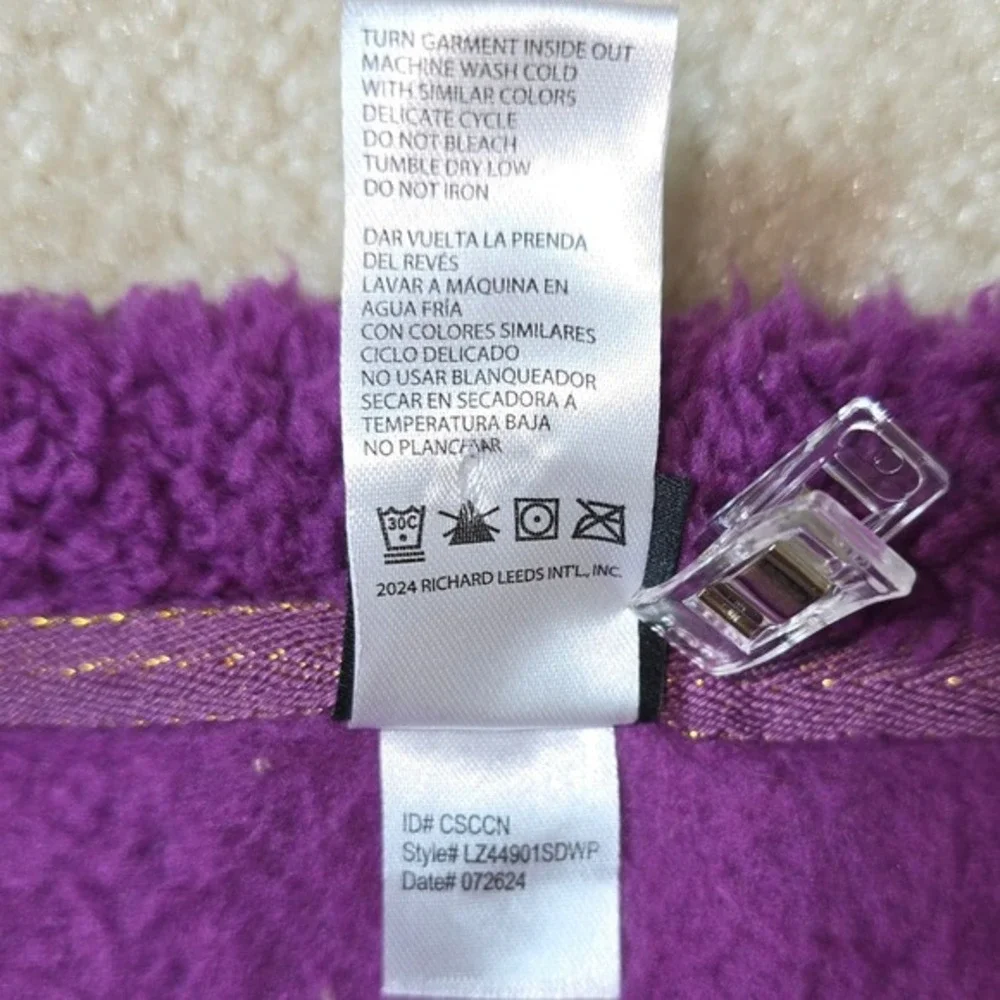 Disney Winnie the Pooh Plush Sleepwear Top Purple‎ Size S NWT - Picture 6 of 7